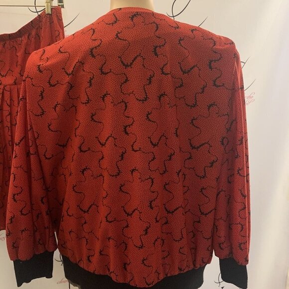 Jamie. Plus Size 18 1/2. 2 Piece Dress. Pleated Skirt. Pullover Top. - Picture 5 of 7